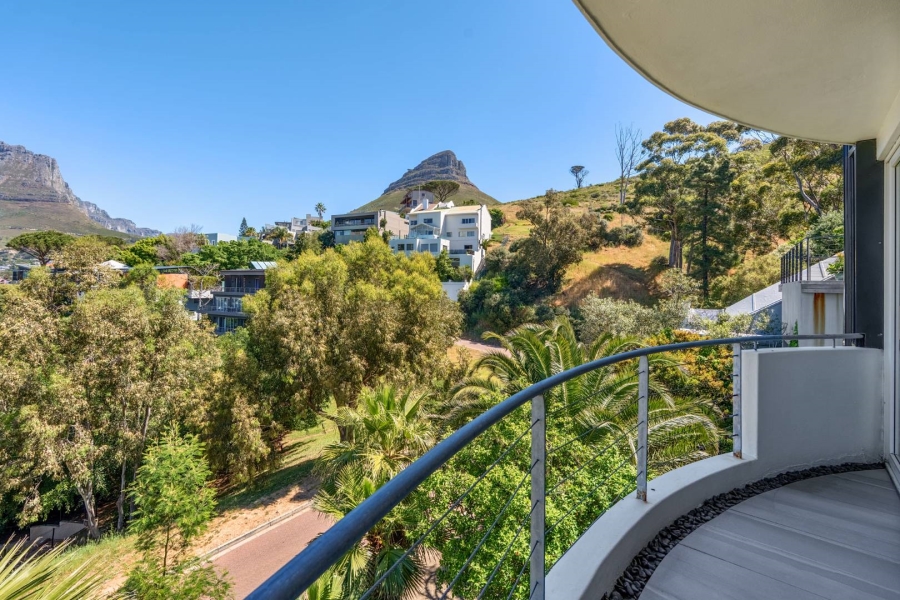 4 Bedroom Property for Sale in Tamboerskloof Western Cape